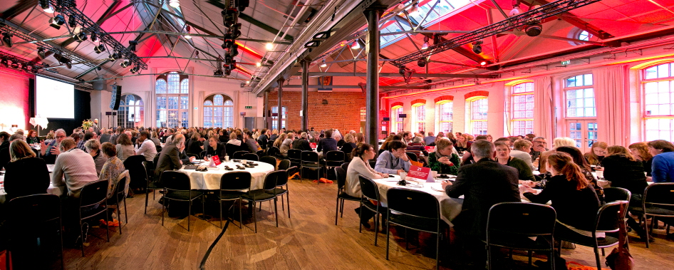 Människor på konferens. Foto: Hans Ekestang