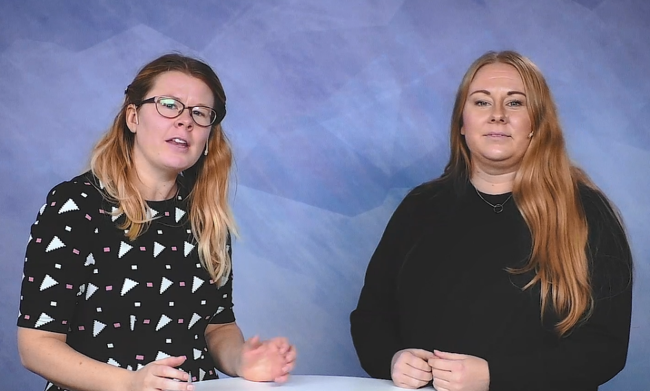 Emma Rosenblom programledare och Josefin Hane bygglovsexpert pratar om webbseminariet Prövning av bygglov den 28 november.