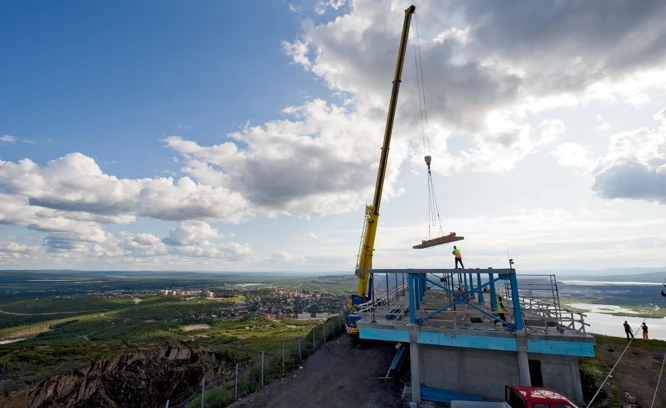 Vy över byggarbetsplats.